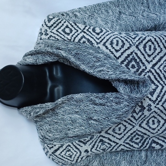 9H15 STCL Black White Knit Cowl Neck long sweater/Sweatshirt Sz L - Picture 2 of 5